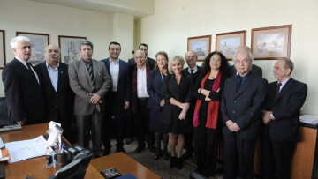 Στην Βουλή το ΕΣΡ για τις τηλεοπτικές άδειες