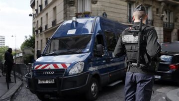 Γαλλία: Χιλιάδες αστυνομικοί στους δρόμους ενόψει του δεύτερου γύρου των εκλογών