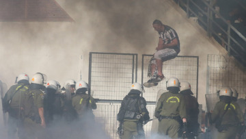 Greek Cup Final: Delayed due to clashes (videos-photos) (live updates)