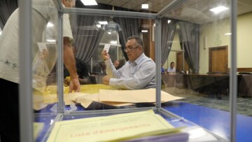 Γαλλικές εκλογές: Στο 74% εκτιμάται η συμμετοχή στο κλείσιμο της κάλπης