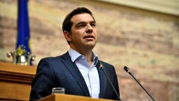 Με το αφήγημα του χρέους «σπρώχνει» τα μέτρα στη Βουλή ο Τσίπρας