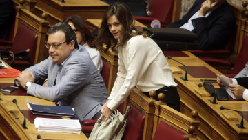 Απορρίφθηκαν από ΣΥΡΙΖΑ και ΑΝΕΛ οι ενστάσεις αντισυνταγματικότητας για το πολυνομοσχέδιο