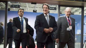 Κρίσιμα εικοσιτετράωρα για τη συνέχιση των διαπραγματεύσεων στο Κυπριακό