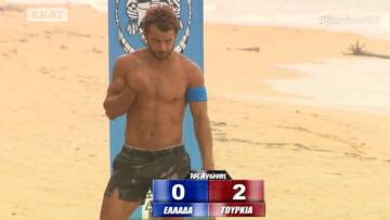 Ο σταυρός του Ντάνου «έριξε» το Twitter: «Είσαι η Μπουμπουλίνα της καρδιάς μας»