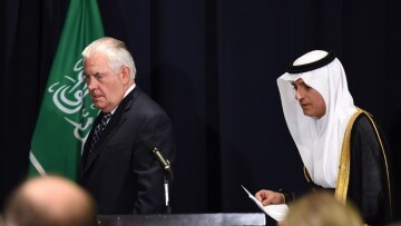 Συμφωνίες 380 δισ. δολαρίων υπέγραψαν ΗΠΑ και Σαουδική Αραβία