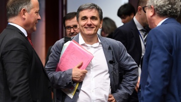 Το παρασκήνιο του Eurogroup: Ήθελαν το ΔΝΤ χωρίς λεφτά μέχρι το τέλος του προγράμματος