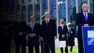 Τραμπ: Πολλά κράτη-μέλη πρέπει να πληρώσουν την παρουσία τους στο ΝΑΤΟ