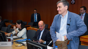 Μετά τον «πάγο» για το χρέος, ελπίζουν στο πρόγραμμα ποσοτικής χαλάρωσης