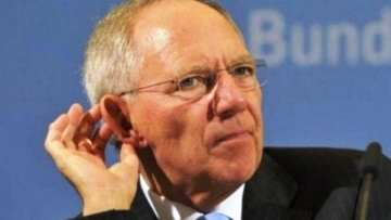 Οργή στην Κομισιόν για τη στάση Σόιμπλε