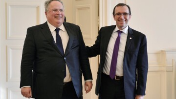 Κυπριακό: «Δεν εγκαταλείπουμε την προσπάθεια» δήλωσε ο Άιντε μετά τη συνάντησή με τον Κοτζιά