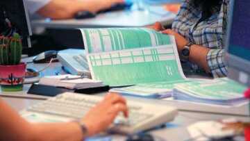 Οδηγός προς φορολογουμένους: Πώς να συμπληρώσετε τη φορολογική σας δήλωση