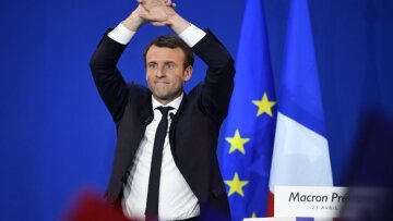 Γαλλία: Ο Μακρόν μετά τον Πούτιν... είδε αντιπροσωπεία της συριακής αντιπολίτευσης