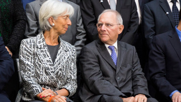 Σόιμπλε κατά ΔΝΤ: Με ανάπτυξη 1%, όλα τα προγράμματα για την Ελλάδα είναι μάταια