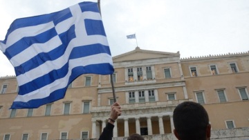 Sueddeutsche Zeitung: Ο Σόιμπλε να ξεπεράσει τους ενδοιασμούς για τη μείωση του ελληνικού χρέους