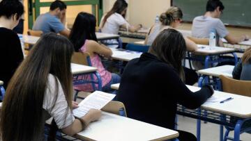 Μέσω Twitter οι ευχές Τσίπρα - Μητσοτάκη για τις Πανελλαδικές: «Ψυχραιμία στα παιδιά»