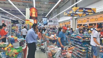 Κατάρ: Δείτε πώς καθησυχάζουν τους καταναλωτές για την επάρκεια αγαθών στα σούπερ μάρκετ