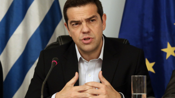 Μήνυμα Τσίπρα προς ομοφυλόφιλους: Να είστε περήφανοι γι' αυτό που είστε