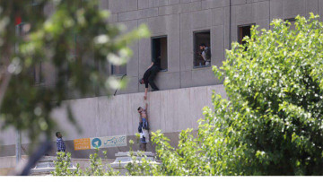 «Καζάνι που βράζει» η Μέση Ανατολή: Τεράστιες συνέπειες βλέπουν στην περιοχή από το «χτύπημα»