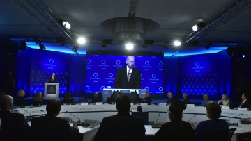 Τζο Μπάιντεν: Η οικονομική ανόρθωση της Ελλάδας επιβάλλει παραγραφή του χρέους