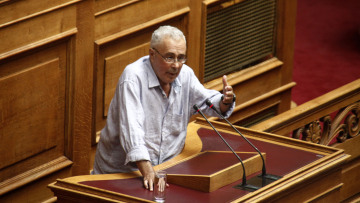 Ζουράρις: Το 2060 δεν θα ζουν ούτε οι δανειστές, η καφετζού είναι επιστημονικά ισχυρότερη 