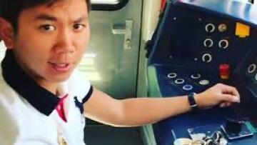 Ο Ορέστης Τσανγκ οδήγησε συρμό του ηλεκτρικού- Σε διαθεσιμότητα η εργαζόμενη οδηγός!