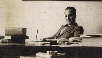 Πανελλαδικές: «Έκοψαν» τον «κακό πρωθυπουργό» από το θέμα της Γλώσσας