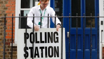 Οι Remainers και οι νέοι οδήγησαν στην πύρρειο νίκη των Συντηρητικών