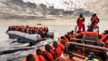  Λιβύη: Οκτώ μετανάστες πνίγηκαν, δεκάδες αγνοούνται μετά το ναυάγιο λαστιχένιας λέμβου