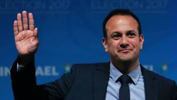 Εξελέγη ο πρώτος ομοφυλόφιλος πρωθυπουργός στην Ιρλανδία