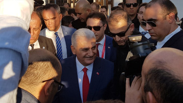 Σόου Γιλντιρίμ μετά συζύγου στην Κομοτηνή