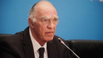 Λεβέντης: Ο πρωθυπουργός γνώριζε, ότι δεν θα πάρει τίποτα για το χρέος