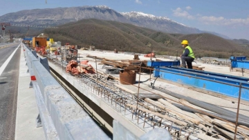 Εφιάλτης η απώλεια 13.000 θέσεων εργασίας στις κατασκευές