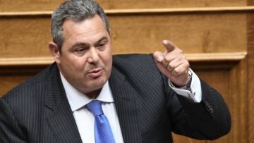 Την Δευτέρα στη Βουλή απαντά ο Καμμένος για την συνομιλία με τον ισοβίτη