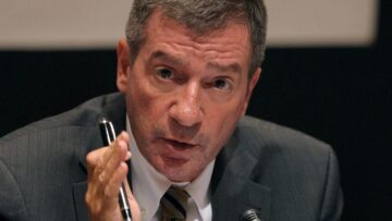 Καμίνης: Άστοχη και υπερβολική η απόφαση της ΠΟΕ-ΟΤΑ