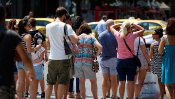 Με 41 βαθμούς κάνει «καυτό ποδαρικό» ο τετραήμερος καύσωνας