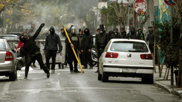 «Πόλεμος» για το άβατο των Εξαρχείων μετά την... αριστερή απαγόρευση Τόσκα κατά αστυνομικών