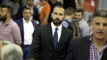 Τζανακόπουλος: Συγκλίσεις και συνεννόηση σε αριστερόστροφη πολιτική - Δεν υπάρχει η πολυτέλεια των ίσων αποστάσεων