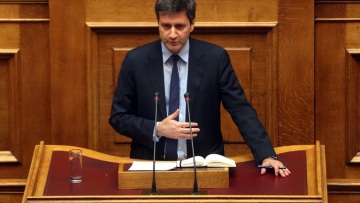 Επιμένει ο Χουλιαράκης: Όλοι γνωρίζαμε ότι η υλοποίηση των μέτρων για το χρέος θα έρθει μετά το τέλος του προγράμματος