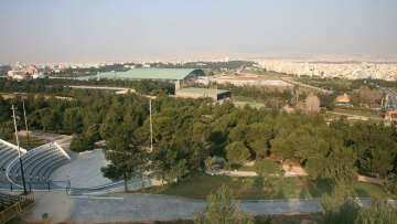 Νεολαία ΣΥΡΙΖΑ κατά Δήμου Γαλατσίου: Γιατί δίνετε το Άλσος Βεΐκου στο «Survivor»;