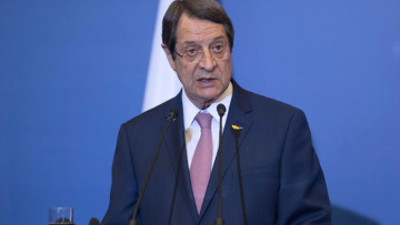 Κυπριακό: Εξουσιοδότηση για να συζητήσει τα πάντα ζήτησε ο Νίκος Αναστασιάδης