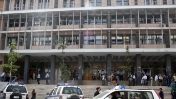 Θεσσαλονίκη: «Βαρύς ο πέλεκυς» για ζευγάρι που κακοποιούσε σεξουαλικά τα παιδιά του