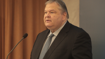 Βενιζέλος: «Εθνικό έγκλημα» οι πράξεις Τσίπρα-Βαρουφάκη το 2015