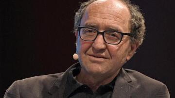 Ισπανία: Ελεύθερος ο συγγραφέας Ντογάν Ακανλί - Τη σύλληψή του είχε ζητήσει η Άγκυρα