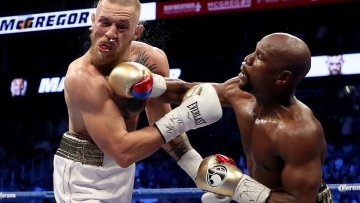 Mayweather: "Προετοιμάστηκε" για τον μεγάλο αγώνα αγοράζοντας δύο νέα supercars (VIDEO)