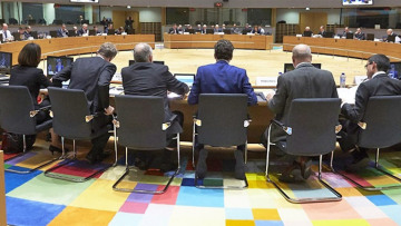 Δεν δίνουν τη δόση γιατί το κράτος δεν πληρώνει τα χρέη του στους ιδιώτες