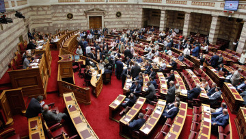 Αυτοδυναμία ΝΔ με διαφορά 10,7% από ΣΥΡΙΖΑ - Το πρώτο γκάλοπ για κεντροαριστερά 