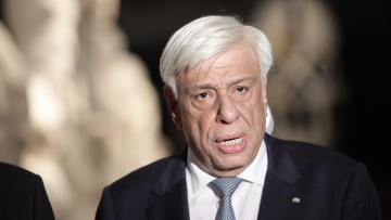 Στις Σπέτσες ο Προκόπης Παυλόπουλος για την επέτειο της ιστορικής ναυμαχίας