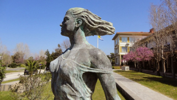 Η ΝΔ «διαγράφει» τον επικεφαλής της ΔΑΠ Πάτρας μετά τη μαζική αντιγραφή από 106 φοιτητές