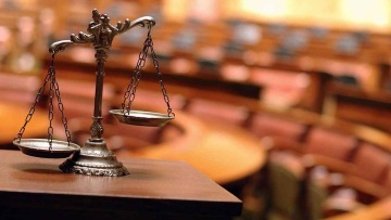 «Κόμμα πολιτοφυλακή» η Χρυσή Αυγή σύμφωνα με την κατάθεση καθηγητή του Πανεπιστημίου Αθηνών