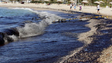 Θρίλερ: Στα διπύθμενα του «Lassea» βρήκαν κρυμμένα τα λαθραία καύσιμα